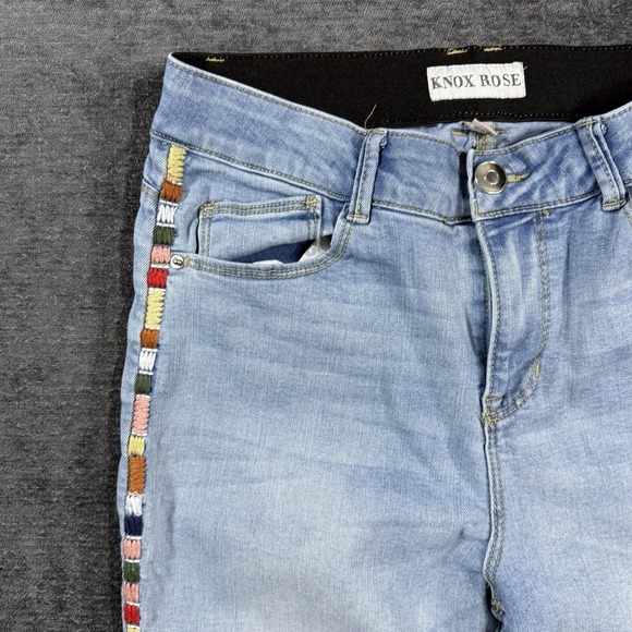 Knox Rose Jeans Womens Size 8 Blue Straight Aztec Embroidered Casual Denim Pants - Picture 10 of 16